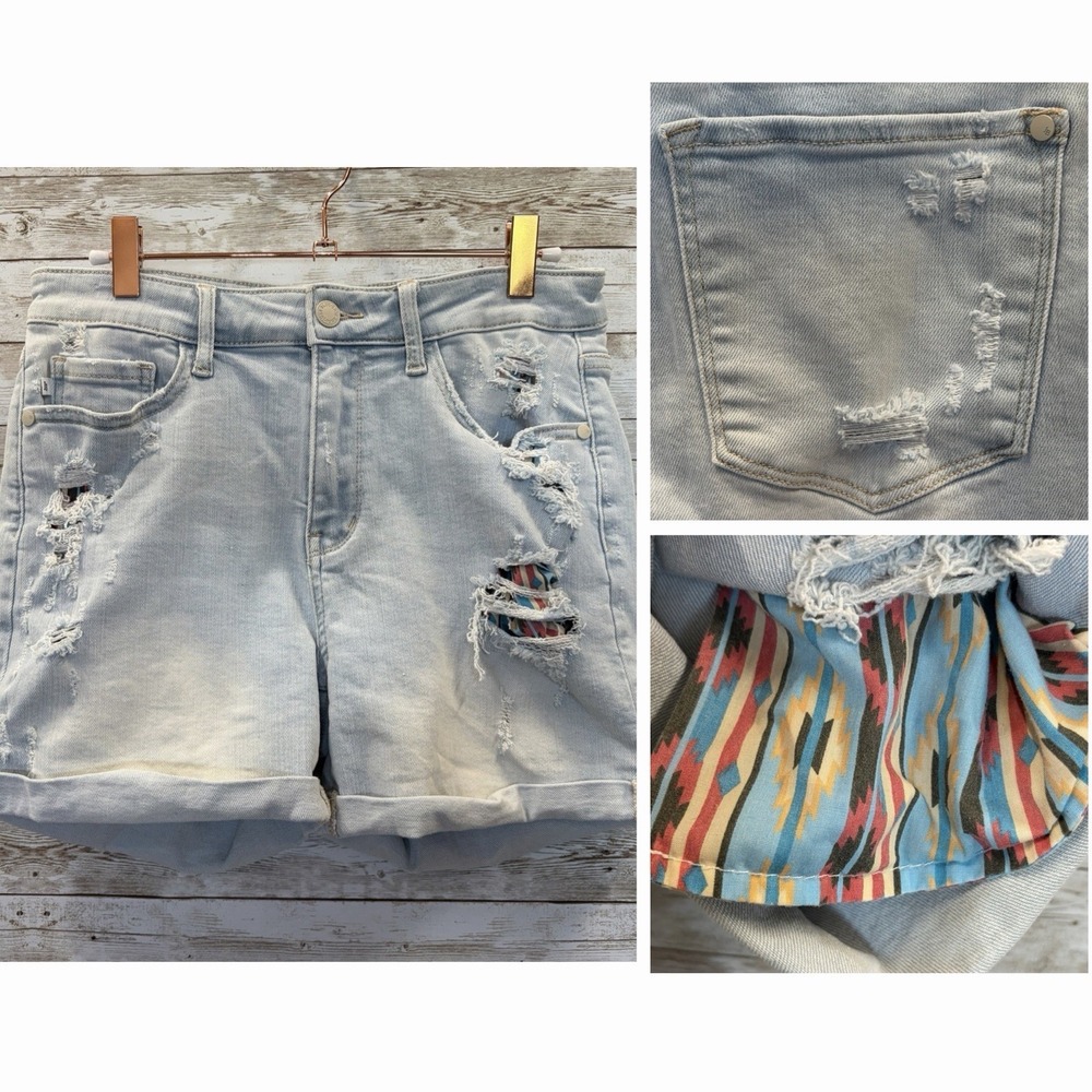 Judy Blue Womens M Shorts Aztec Pockets Peek Patches Cuffed High Rise JB150137